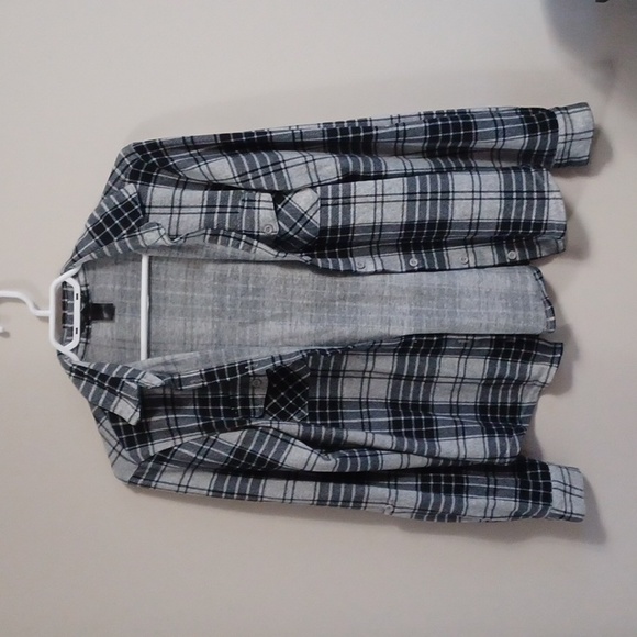 Plaid shirt - Picture 1 of 2